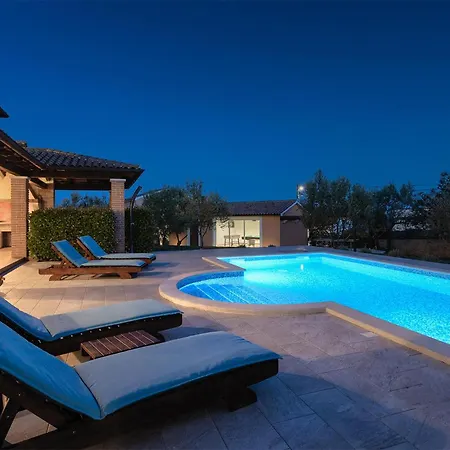 Loverka Prázdninový dům *