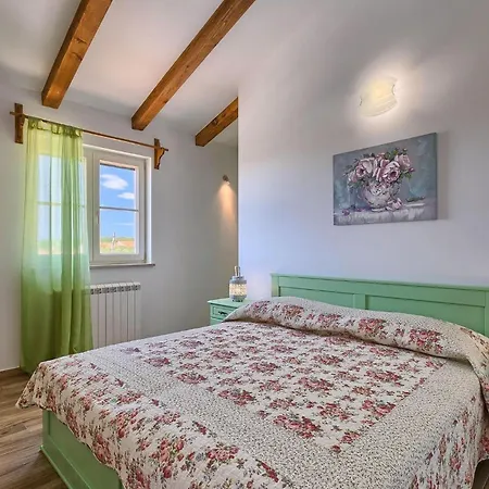 Loverka Prázdninový dům Pula