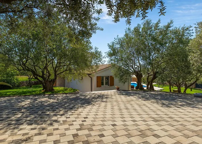 度假居 Loverka 普拉