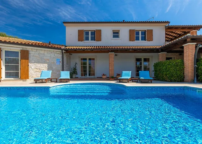 Loverka Будинок відпочинку Пула